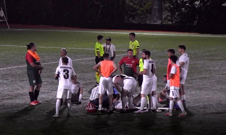 Footballer hospitalized after collision with opponent in Denizli
