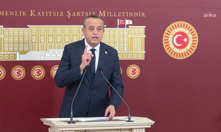 DEVA'dan istifa eden Kaya, parti tercihini hemşehrilerinin belirleyeceğini söyledi: Gelişmeler Takip Ediliyor
