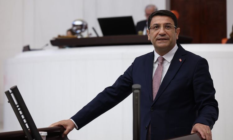 DEVA Partili Şahin: "Hukuk, iktidarın elinde bir kesim için daraltılıp başka bir kesim için genişletilemez" -