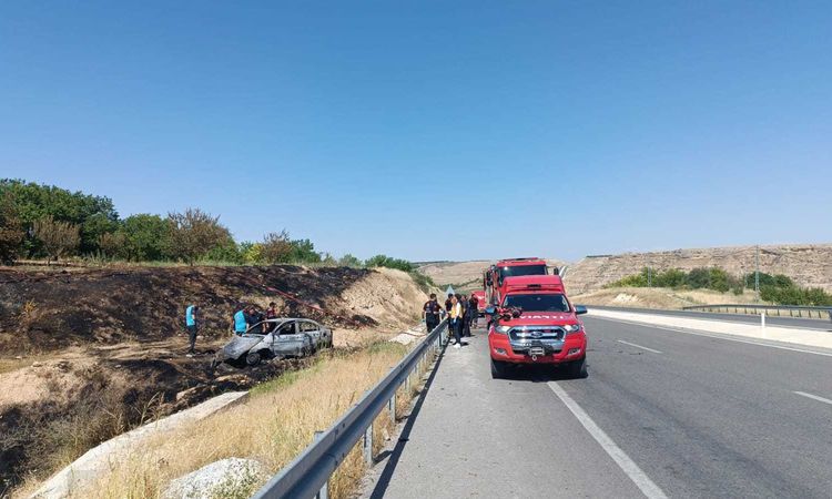 The car overturned and burned; father injured, son killed - News