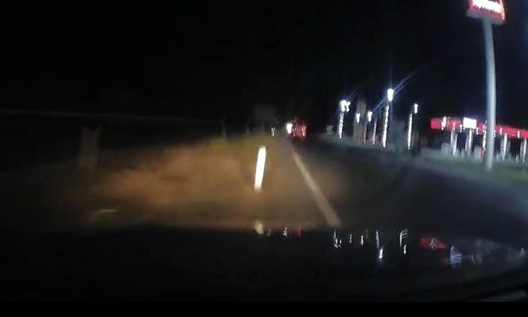 The driver who was asleep at the wheel went off the road, the disaster was narrowly avoided - Last Minute