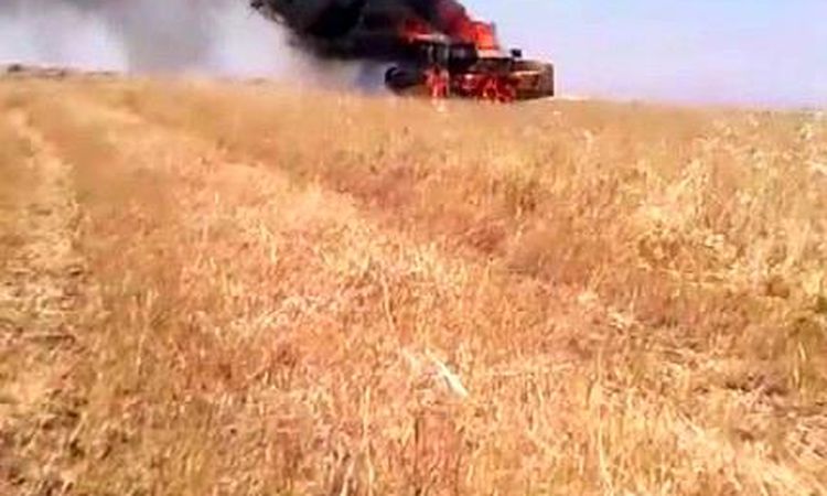 Ayrıntılar Netleşti: Diyarbakır'da biçerdöveri yanan Yozgatlı vatandaşa köylülerden destek: Biçerdöverin borcu