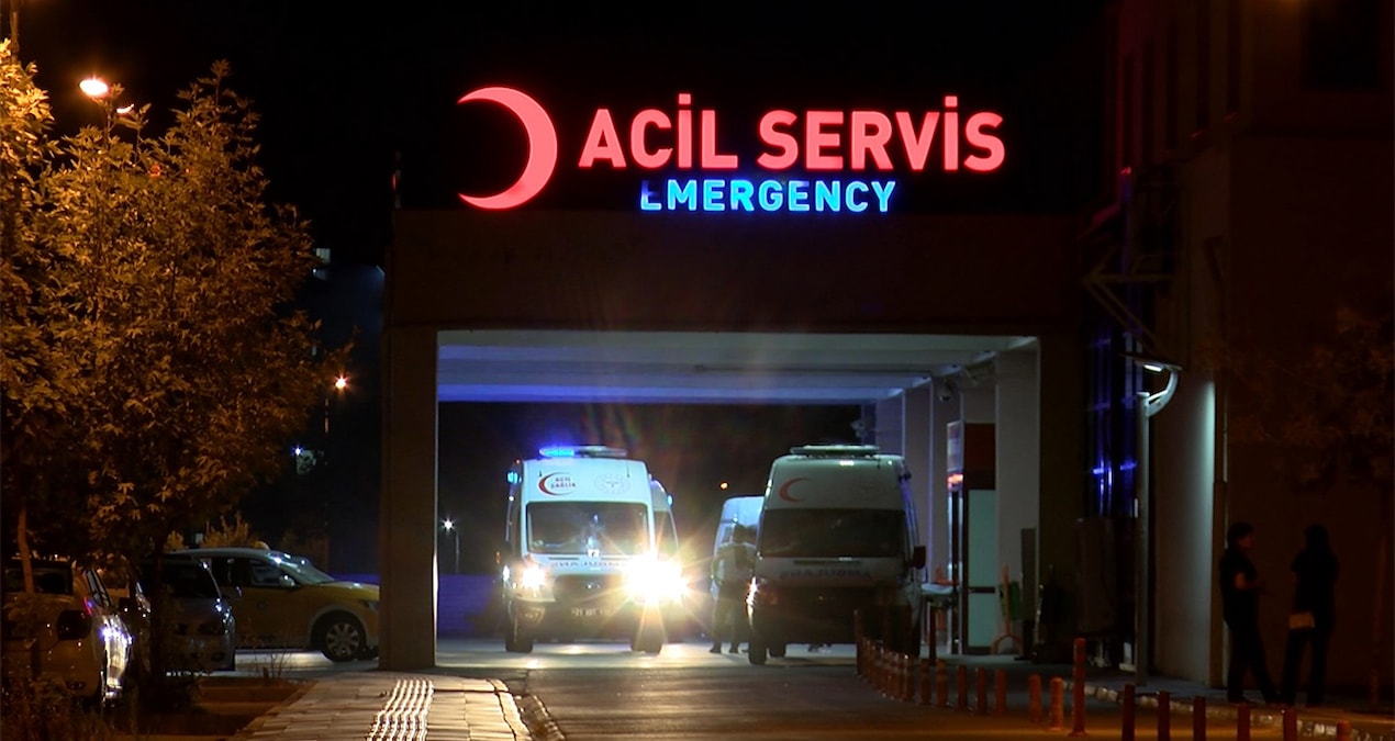 Son Gelişme: Diyarbakır’da kutlamalar faciaya neden oldu! Yorgun mermi isabet eden kişi ağır yaralandı - En So
