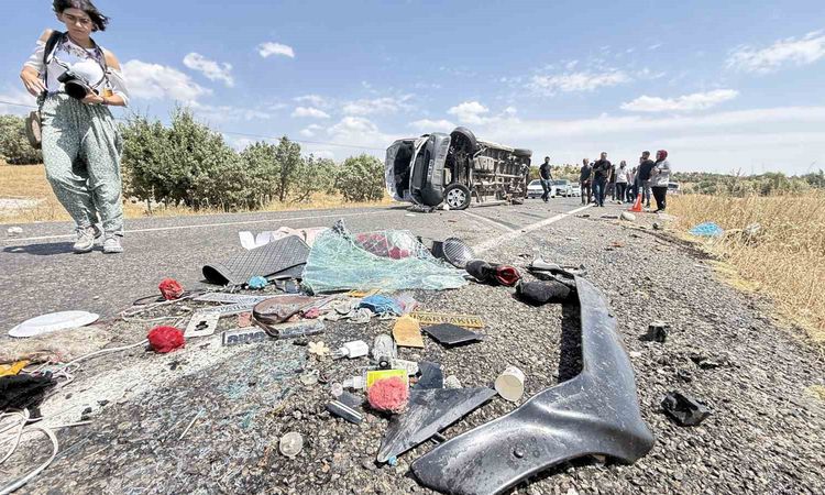Kritik Açıklama: Diyarbakır Lice'de trafik kazası: Ölü sayısı 7'ye artış grafiği çizdi - Son Dakika ve Merak E