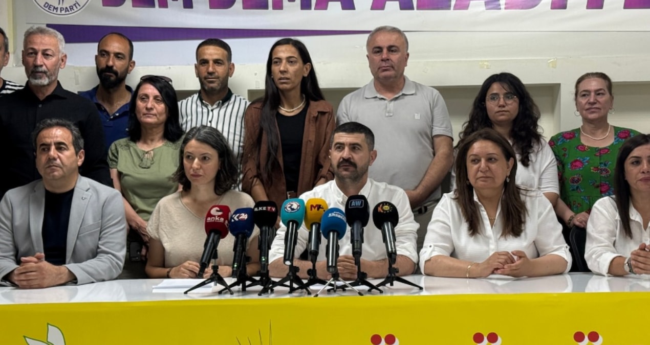 Sıcak Gündem: Diyarbakır'da teröristbaşı Öcalan için özgürlük mitingi - Son Dakika Haberleri | İşte Tüm Ayrınt