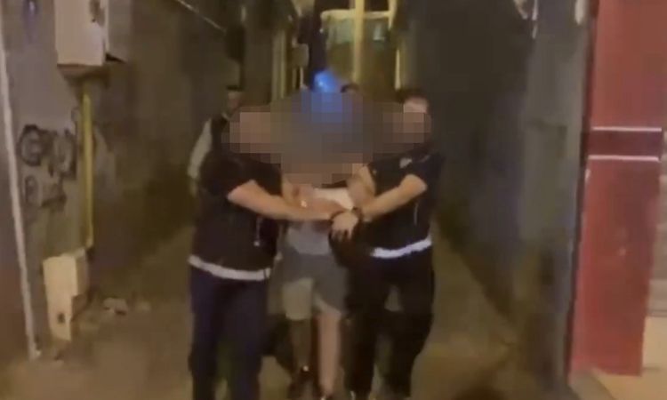 Gündemden Son Bilgiler: Diyarbakır'da Uyuşturucu Operasyonu: 4 Tutuklama - Haberleri ve Merak Edilenler