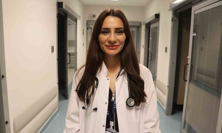 Doktor İrem Demirel, gribin nezleyle karıştırılmaması gerektiğini söyledi: Gelişmeler Takip Ediliyor