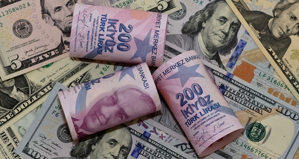 Son Gelişme: Dolar/TL yeni rekorlara kapıyı açtı - En Son Haber - Son Dakika Bilgileri