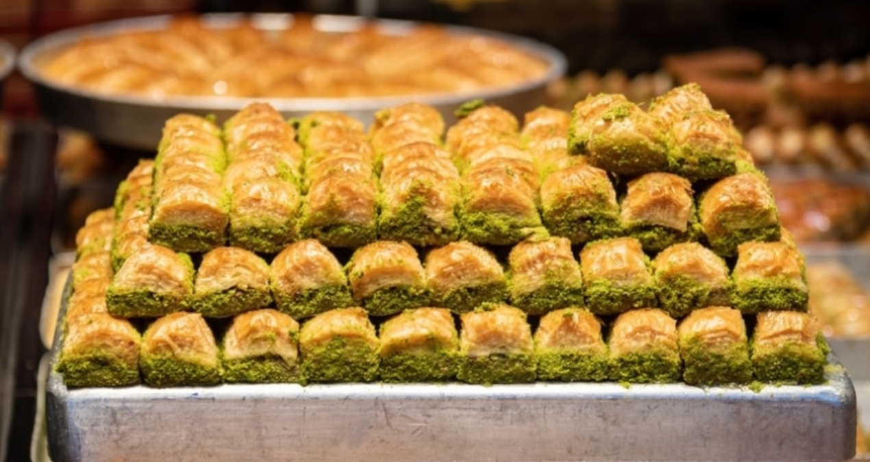 Gündemden Son Bilgiler: Dünyanın en iyi baklavaları resmen duyuruldu: Türkiye listeye damga vurdu - En Son Hab