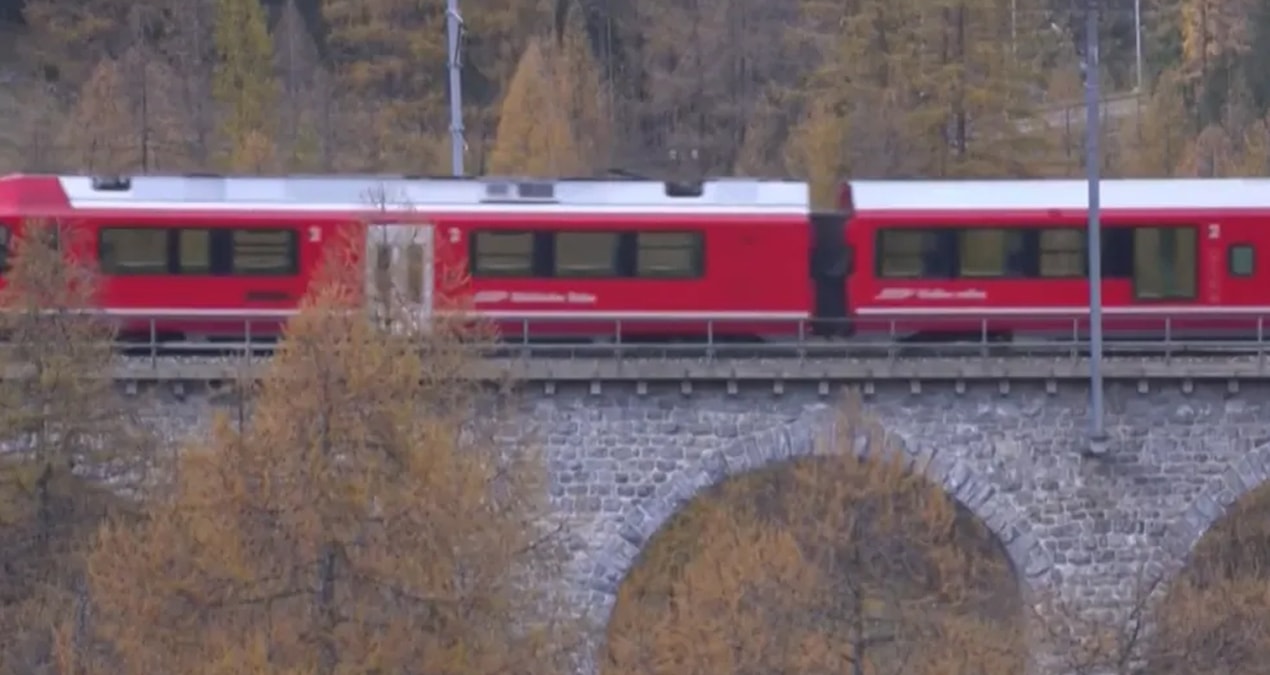 Ayrıntılar Netleşti: Dünyanın en uzun treni raylarda rekor kırdı: 100 vagonlu - Haberleri - Son Dakika Bilgile
