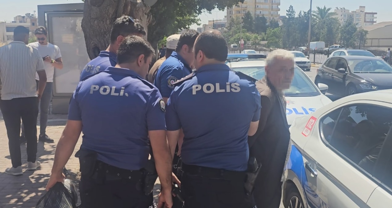 He shot his wife waiting at the bus stop, surrendered to the police - Latest News