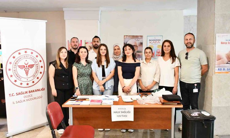 Düzce’de hastanede "Her Gün Halk Sağlığı" standı kuruldu - Son Dakika Bilgileri