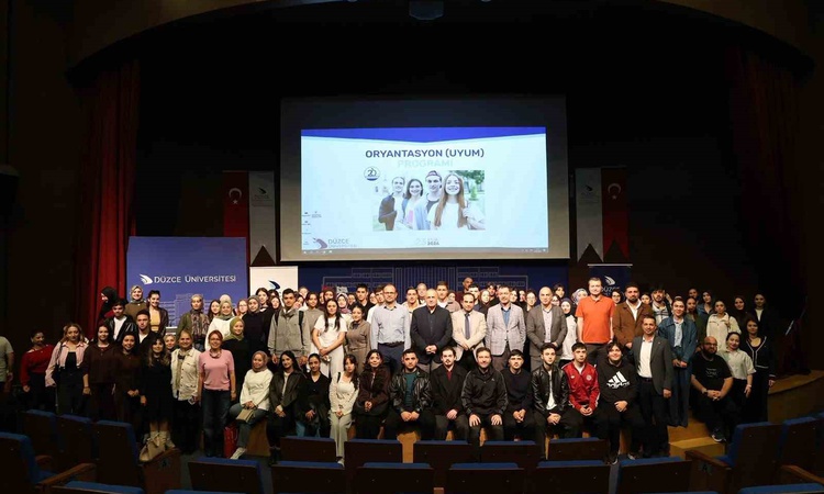 Düzce Üniversitesi'nde yeni öğrencilere iki günlük oryantasyon programı düzenlendi | İşte Tüm Ayrıntılar