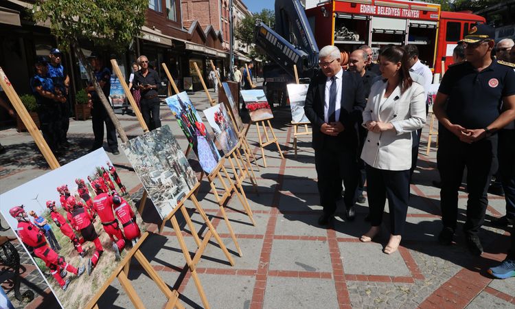 Son Gelişme: Edirne'de 17 Ağustos Depremi Anıldı - Son Dakika - Son Dakika Bilgileri