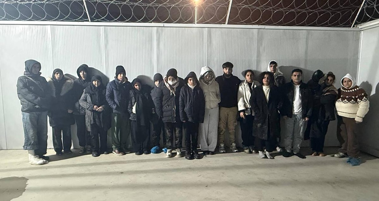Kritik Açıklama: Edirne’de 18 kaçak Afgan göçmen yakalandı - Son Dakika Haberleri | İşte Tüm Ayrıntılar