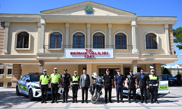 Ayrıntılar Netleşti: Edirne'de polise 2 Togg hizmete girdi - Haberleri | İşte Tüm Ayrıntılar