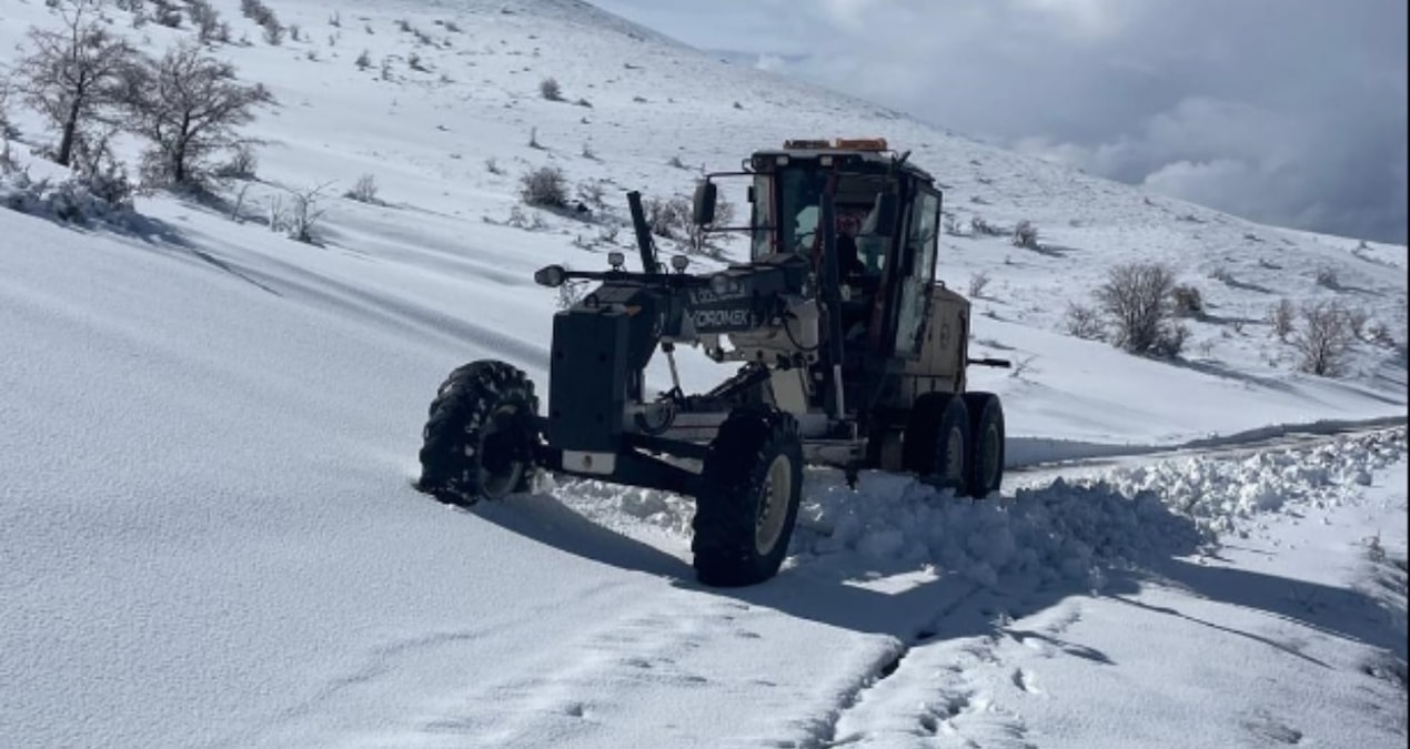 Elazığ'da 39 köy yolu yeniden ulaşıma açıldı - Haberleri - Son Dakika Bilgileri