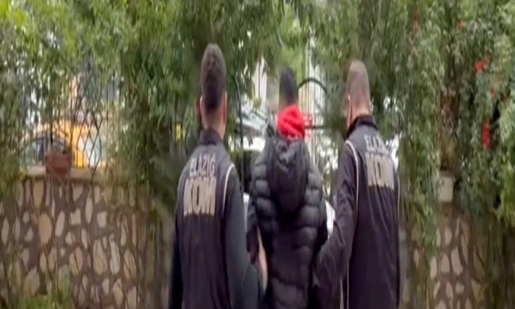 Elazığ'da araca silahlı saldırıda 1 kişi yaralandı, 5 şüpheli yakalanarak gözaltına sevk edildi | İşte Tüm Ayr