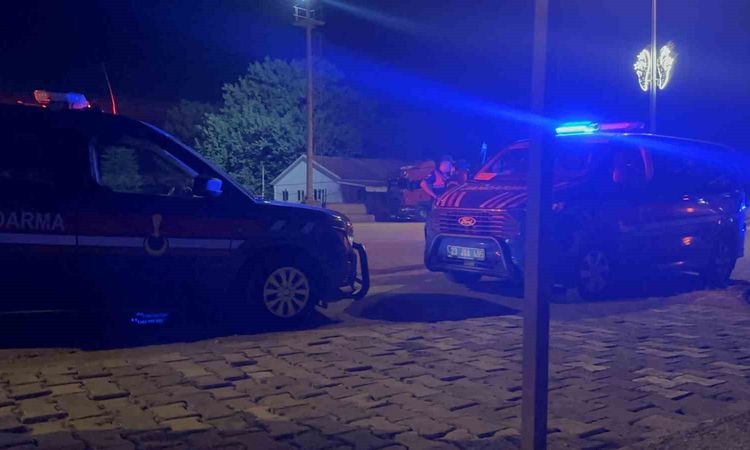 Elazığ'da Bıçaklı ve Silahlı Kavga: 3 Yaralı - Son Dakika ve Merak Edilenler