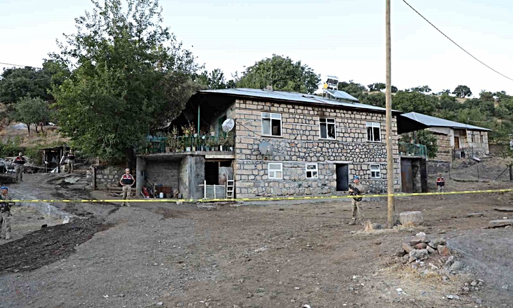 Elazığ’daki yaşlı çiftin cinayetinde 2 gözaltı ve Merak Edilenler