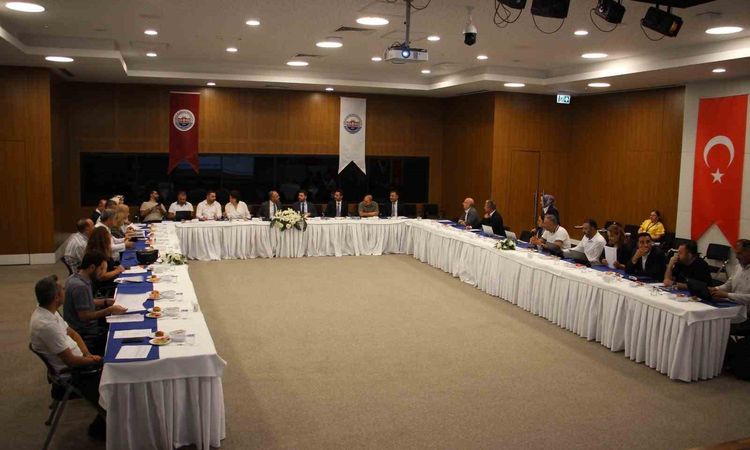 Gündemden Son Bilgiler: Elazığ'da Sağlık Hizmetleri Koordinasyon Toplantısı Yapıldı - Son Dakika Haberleri