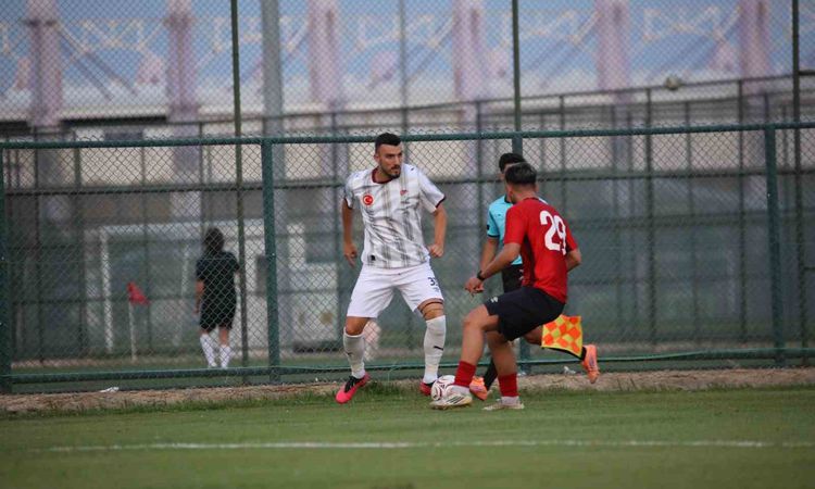 Sıcak Gündem: Elazığspor, Afyon Kampındaki Üçüncü Hazırlık Maçında Balıkesirspor ile 1-1 Berabere Kaldı - Son