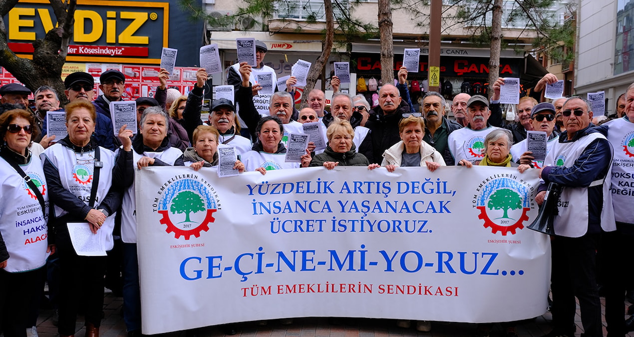 Emekliler 20 bin lira  seyyanen zam istedi - Son Dakika: Gelişmeler Takip Ediliyor