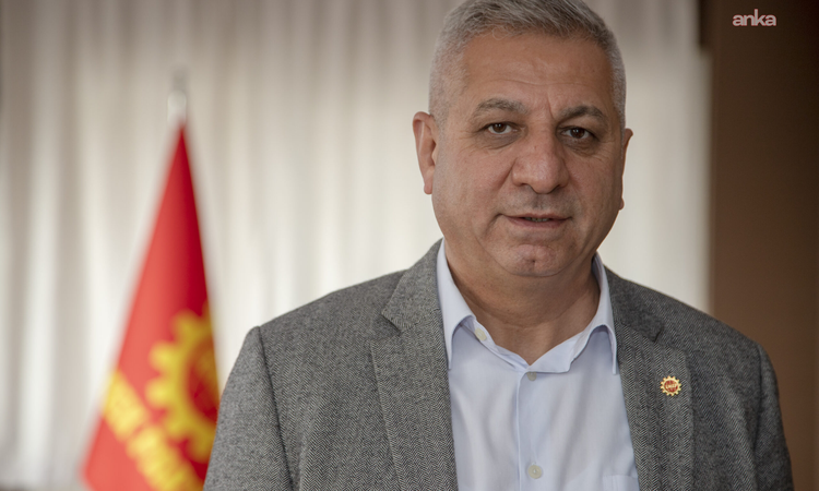 EMEP Genel Başkanı Aslan, Manisa Turgutlu’daki saldırıyı eğitim sistemine bağladı: Gelişmeler Takip Ediliyor