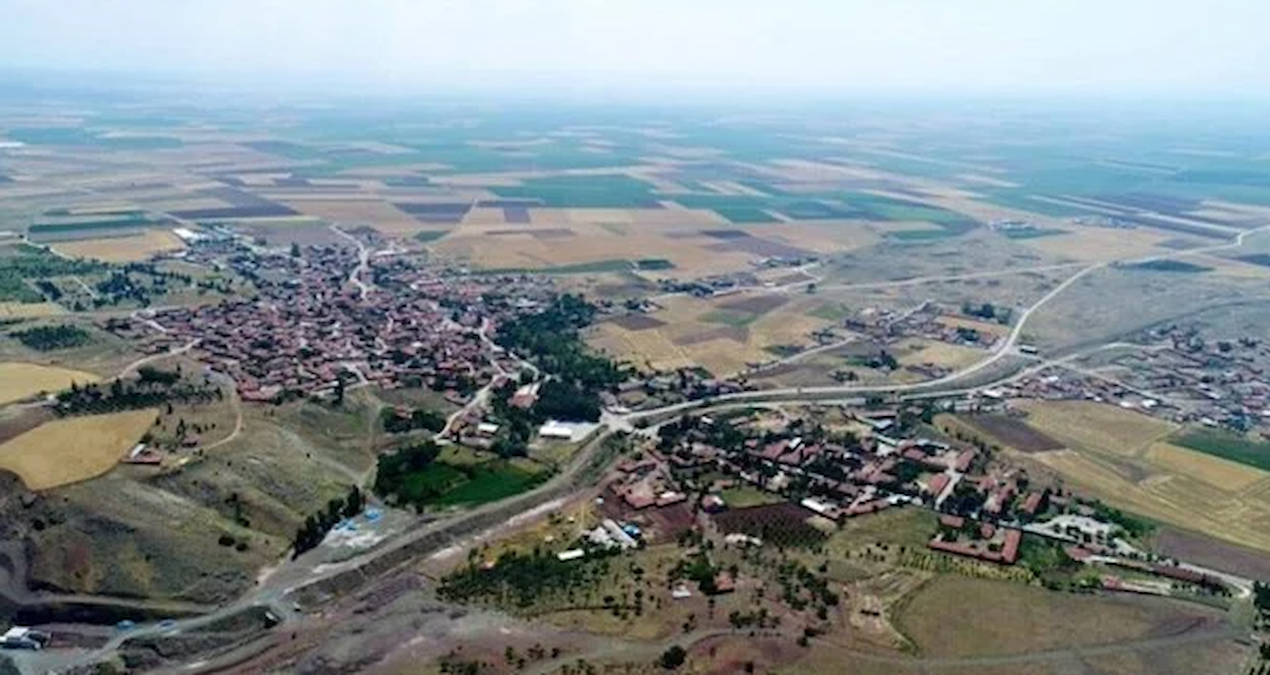 Son Gelişme: Emrullah Turanlı gözünü Alpu Ovası’na dikti: Tahıl deposunda altın arayacak - Haberleri - Son Dak
