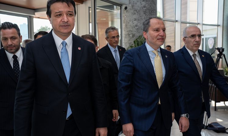 Ayrıntılar Netleşti: Erbakan ve Arıkan'dan İttifak Sinyali - Haberleri