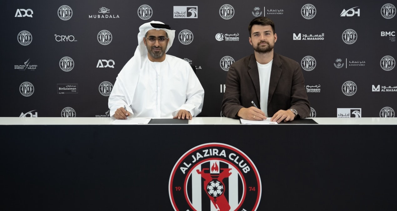 Ersin Destanoğlu is officially in Al-Jazira! National goalkeeper signed - Breaking News