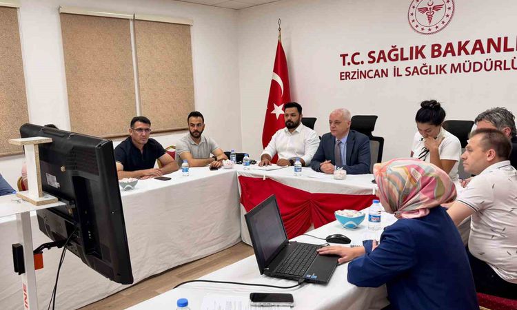 Ayrıntılar Netleşti: Erzincan’da evde sağlık hizmetlerinde koordinasyon ele alındı - Son Dakika Haberleri ve M