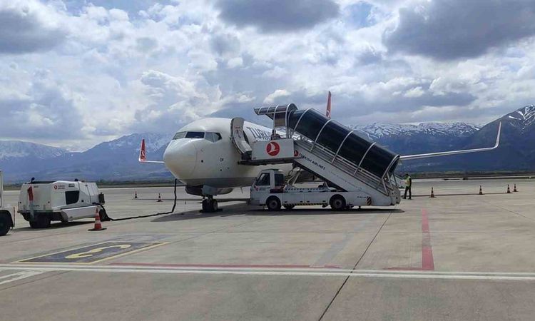 Gündemden Son Bilgiler: Erzincan Havalimanı'nda Temmuzda 48 Bin Yolcu - Son Dakika - Son Dakika Bilgileri