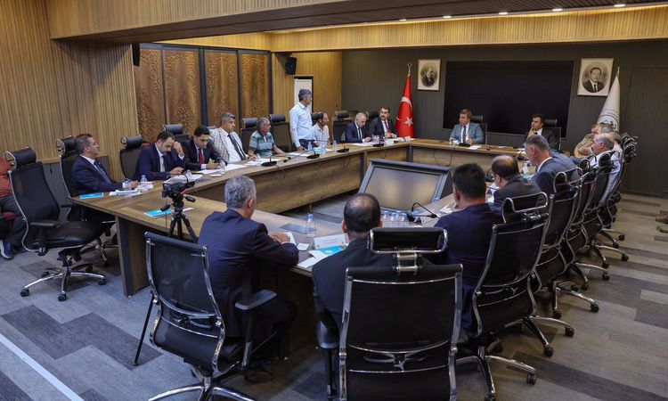 Son Gelişme: Erzincan’da muhtarlarla istişare toplantısı: Talepler tek tek dinlendi - Son Dakika
