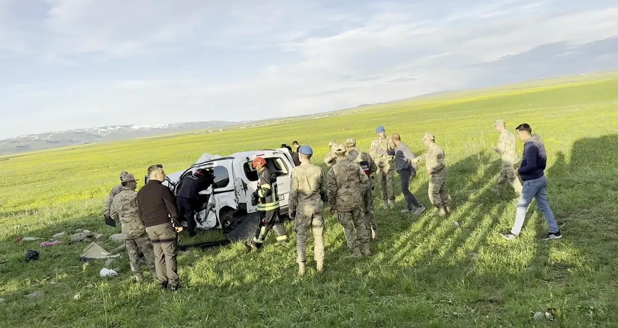 Erzurum’da feci kaza: Takla atan araçta 1’i bebek 3 kişi yaşamını yitirdi - Haberleri: Gelişmeler Takip Ediliy