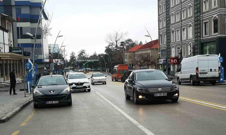 Son Gelişme: Erzurum'da Haziran ayında 4 bin 539 motorlu kara taşıtı devri yapıldı - Son Dakika Haberleri - So