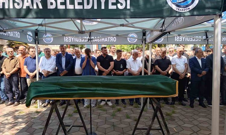Ayrıntılar Netleşti: Erzurum'da motosiklet kazasında ölen amatör futbolcu Mehmet Lermi son yolculuğuna uğurlan