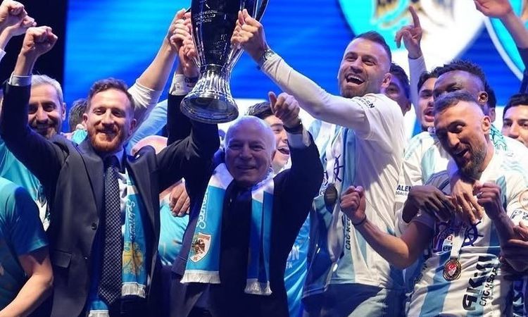 Sıcak Gündem: Erzurumspor'da kaptanlar 5. yılını doldurdu - Son Dakika Haberleri - Son Dakika Bilgileri