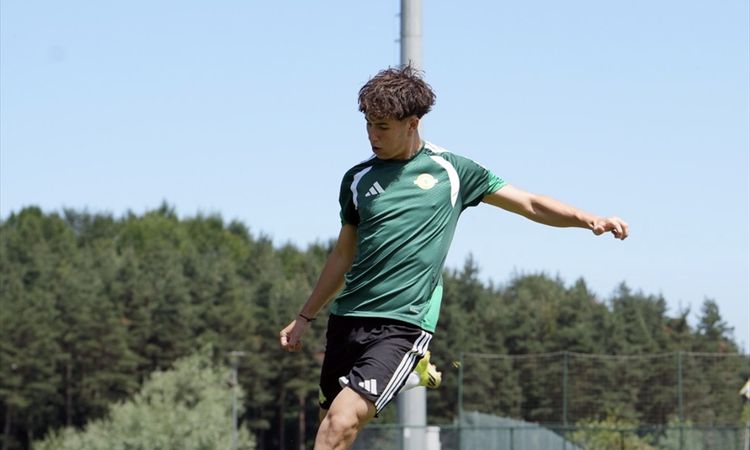Ayrıntılar Netleşti: Esenler Erokspor, sezon hazırlıklarına Düzce'de devam etti - Son Dakika