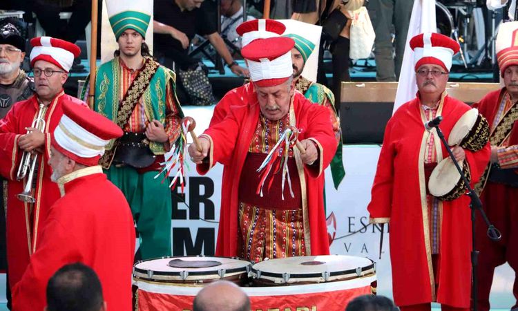 July 15 enthusiasm in Eskişehir: Thousands of flags, one heart - Last Minute