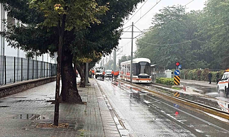 Eskişehir’de katener arızası tramvay ulaşımını aksattı ve Merak Edilenler