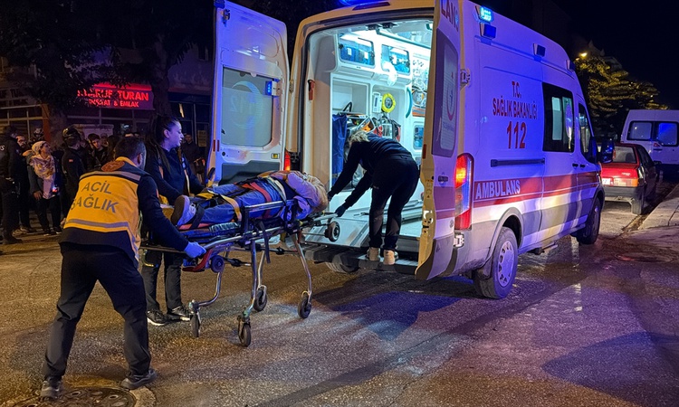 Eskişehir Tepebaşı'nda çarpışan 2 motosikletin sürücüleri yaralandı: Gelişmeler Takip Ediliyor