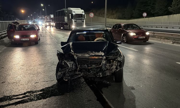 Gündemden Son Bilgiler: Eskişehir'de Trafik Kazası: 1 Yaralı - Son Dakika Haberleri