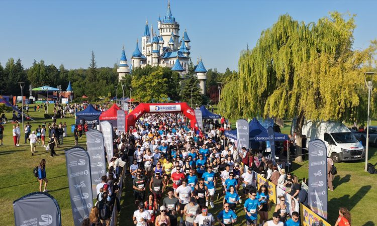 Ayrıntılar Netleşti: Eskişehir Yarı Maratonu ve Spor Festivali Tamamlandı - Son Dakika: Gelişmeler Takip Edili
