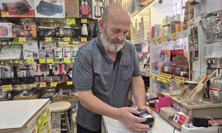 Son Gelişme: Eskişehirli Esnaftan POS Komisyon Tepkisi - Son Dakika Haberleri: Gelişmeler Takip Ediliyor