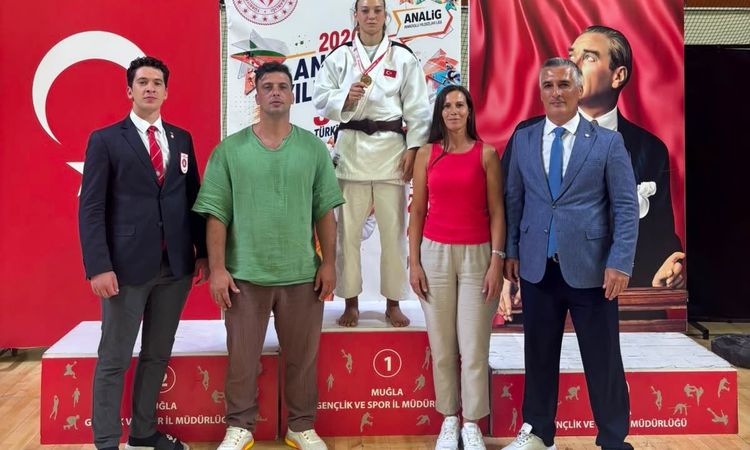 Ayrıntılar Netleşti: Eskişehirli Judocu Tuana Kambur Türkiye Şampiyonu - Haberleri: Gelişmeler Takip Ediliyor