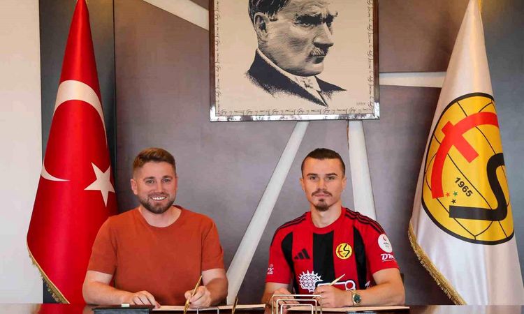 Eskişehirspor, sol bek Sarper Çağlar'ı kadrosuna kattı - Son Dakika Haberleri - Son Dakika Bilgileri