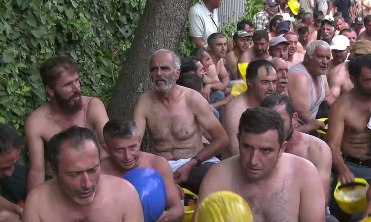 Gündemden Son Bilgiler: Eti Gümüş Madencileri Ankara'da Hak Mücadelesini Sürdürüyor - Son Dakika Haberleri ve