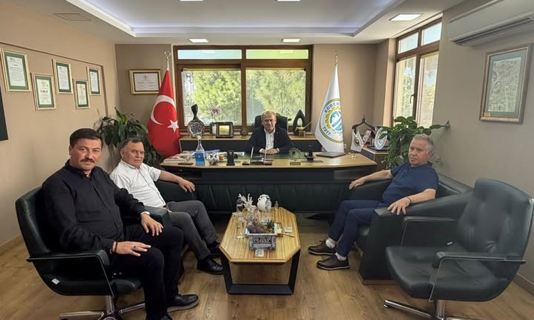 ETO eski başkanı Mehmet Ertaş, 21 Eylül 2026'da Edremit Ticaret Odası'nı ziyaret etti - Son Dakika Bilgileri