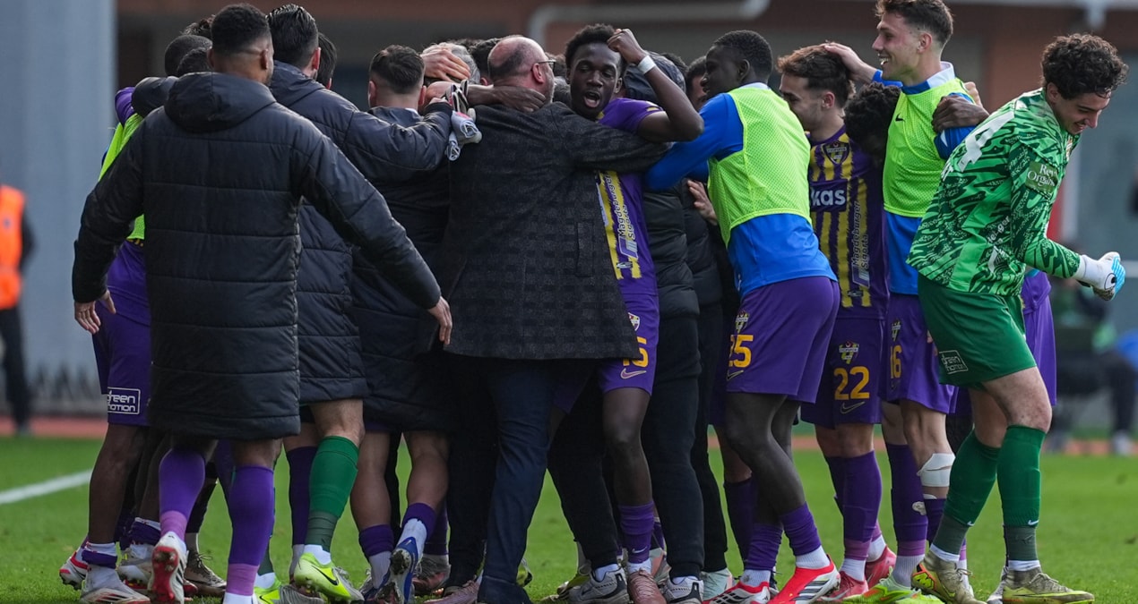 Sıcak Gündem: Eyüpspor evinde Gençlerbirliği'ni 90+1'de gelen golle yendi - Son Dakika - Son Dakika Bilgileri